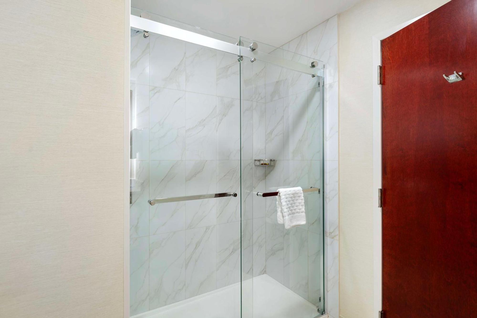 Best Western Plus Crossroads Inn & Suites Zion Crossroads Εξωτερικό φωτογραφία