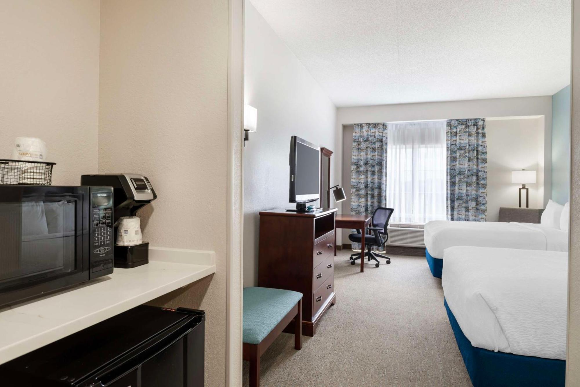 Best Western Plus Crossroads Inn & Suites Zion Crossroads Εξωτερικό φωτογραφία