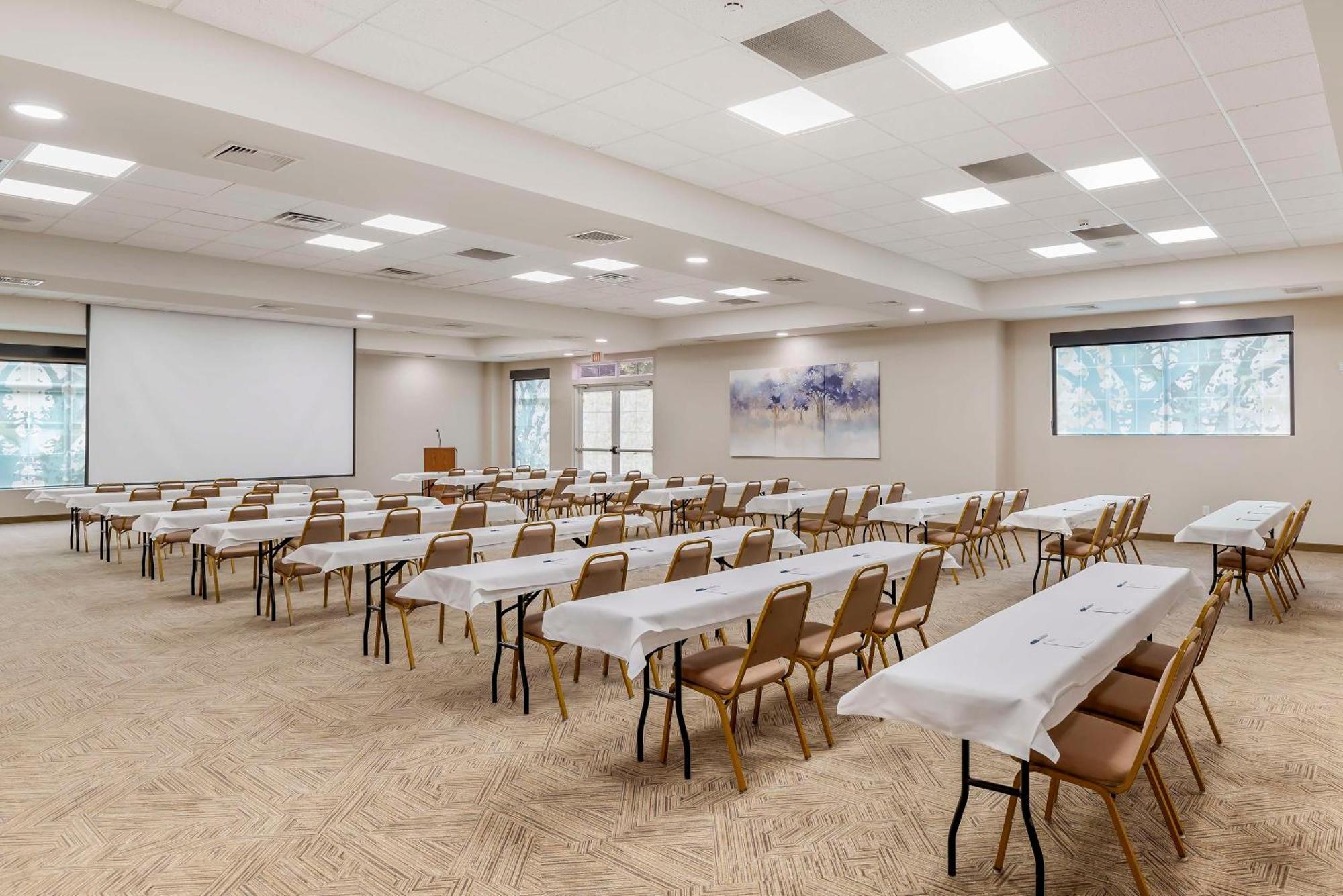 Best Western Plus Crossroads Inn & Suites Zion Crossroads Εξωτερικό φωτογραφία
